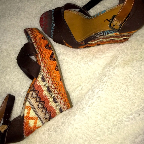 MIA Brown Embroidery Multi Colored Wedge Sandal Sz 8 - Picture 7 of 12